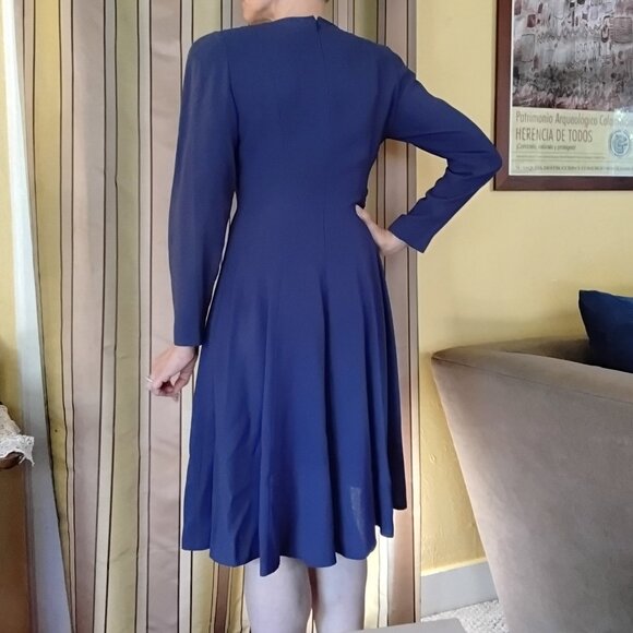 Purple long-sleeved dress with flare skirt. Really fun for dancing! size 6 - Picture 2 of 4